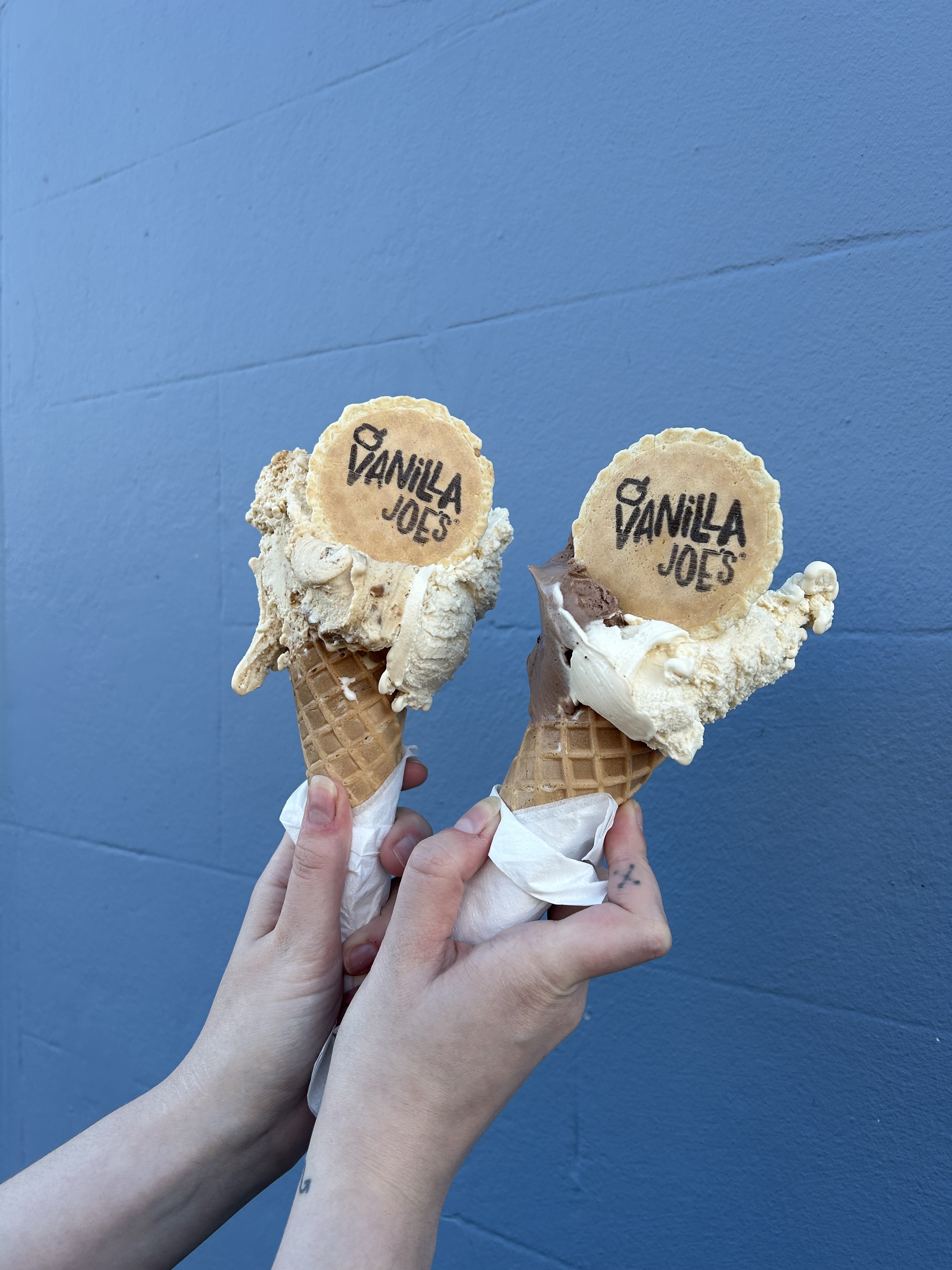 Image of Vanilla Joe’s gelato and blue wall. 